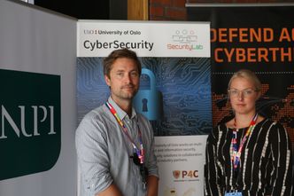 Niels Nagelhus Schia fra NUPI og Siri Bromander fra Mnenomic er blant UiOs samarbeidspartnere innen IT-sikkerhet. Begge var til stede på en stor internasjonal konferanse om cybersikkerhet ved UiO. Foto: Gunhild M. Haugnes/UiO