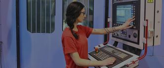 Lærling hos K-Tech på Kongsberg. Foto:  K-Tech