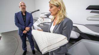 Et sikkerhetsteppe skal erstatte sikkerhetsbeltet i dette konseptet. Foto: Marius Valle