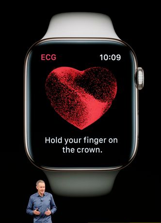 En av de store nyhetene var en ny EKG-funksjon. Foto: Scanpix / STEPHEN LAM