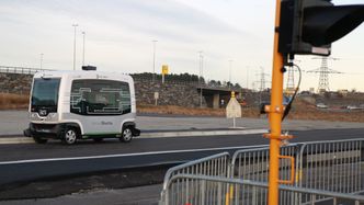 Den førerløse bussen ble testet i to år på testbane med 1700 kjørte timer og 6000 besøkende før den ble tatt ut i trafikken. Foto: Ina Steen Andersen