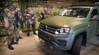 VW Amarok-feltvognene har plass til fire stridsutrustede soldater. Foto: Eirik Helland Urke