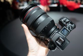 Det speilløse systemet har gjort det mulig for Canon å utvikle zoomobjektivet 28-70 med lysstyrke på hele 2.0. Foto: Eirik Helland Urke