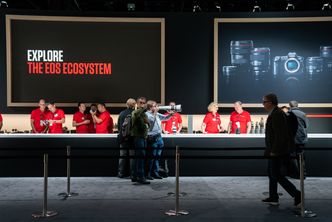 Canon stilte mannsterke på Photokina i år også. Foto: Eirik Helland Urke