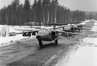 Saab 105C/SK60 i angrepskonfigurasjon. Foto: Saab AB