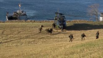 Store styrker var i aksjon på Byneset. Foto: NRK / POOL