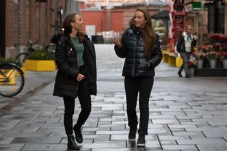 Når man snakker med Hedvig og Susanne er det lett å forstå hvorfor de fikk plass i det prestisjefylte internshipet: Samtidig som de viser stor, faglig tyngde og forståelse, samt en evne til å forklare dette på en lettfattelig måte, er de heller ikke redd for å snakke om det de er mindre trygge på.