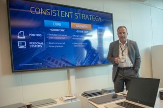 Melder om stor vekst: Adm. dir. i HP Norge, Verner Hølleland, liker godt hvordan selskapet vokser, men også at de har plassert seg i innovasjonstoppen. Foto: Odd R. Valmot