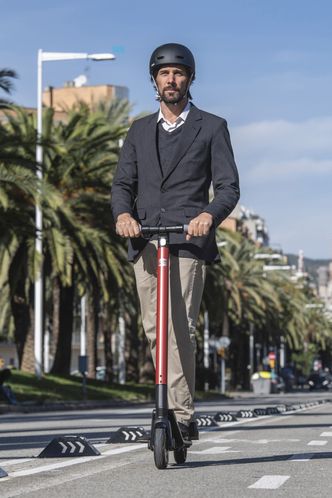 Gatas skrekk: Sparkesykkelen er en del av Seats «mikromobilitet»-strategi. Foto: Seat