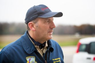 Piero Missarino jobber som testpilot i Leonardo Helicopters. Foto:  Per Erlien Dalløkken