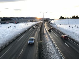 Trafikken fløt bra et drøyt døgn etter åpning. Foto: Martin Gramnæs