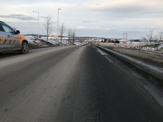 Gamle E6 ved Melhus beholdes som lokalvei. Her er det også etablert ny gang- og sykkelvei. Foto: Martin Gramnæs