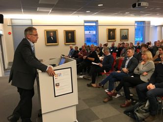 Veidirektør Terje Moe Gustavsen tror man må legge ansvaret hos hovedentreprenøren. Foto:  Martin Gramnæs