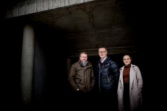 Med erfaring fra henholdsvis olje og industri, forsvaret og eiendomsutvikling og -forvaltning, representerer Øyvind Foyn, Roar Andersen og Julie Indrelid mangfoldet i seksjonen deres godt. Foto: Ragnhild Heggem Fagerheim/ COWI