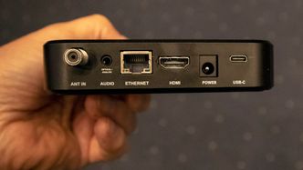 Begge deler: Den samme boksen kan brukes på IP-TV som er vanlig med fiber og på kabel-TV. Foto: Odd R. Valmot