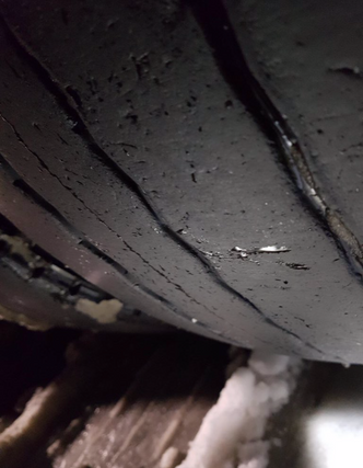 Vogntog med dekk nesten uten veigrep ble parkert. Foto: Statens vegvesen