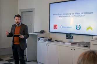 Næringsminister Torbjørn Røe Isaksen vil bedre rammebetingelsene for mineralnæringen i Norge. Foto: Odd R. Valmot