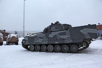 BAE Systems CV90-testvogn som blant annet ble brukt til å teste de nye gummibeltene. Foto: Per Erlien Dalløkken