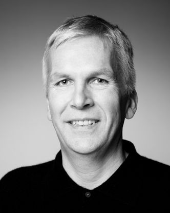 Fagsjef Finn Carlsen i Petroleumstilsynet mener operatørene bør investere mer i utstyr for lekkasjedeteksjon fra havbunnsinstallasjoner. Foto:  Ptil