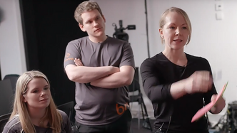 Kamilla Nyborg Gregertsen, Jonatan Lund og Britt Marie Skaflestad i Bouvet under hackatonet.