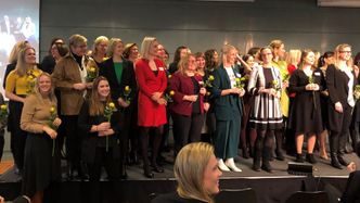 Vinnerne på scenen under prisutdelingen hos Abelia 8. mars 2019. Foto:  Kjersti Flugstad Eriksen