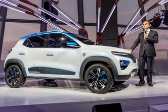 Renualt lanserte K-ZE under bilmessen i Paris i 2018, mens Carlos Ghosn fremdeles var leder for selskapet. Foto:  Groupe Renault