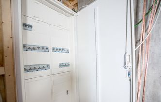 Sikringsskapet er større enn på de fleste hytter. Foto: Eirik Helland Urke