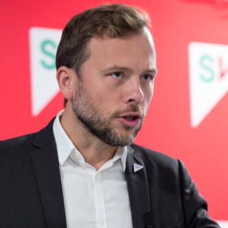 SV-leder Audun Lysbakken er inspirert av Jeremy Corbyn og vil at Stortinget skal erklære en klimakrise som utgjør en nødsituasjon for Norge og resten av verden. Foto: Pedersen, Terje