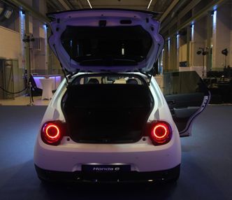 Bagasjerommet til Honda e er ikke særlig stort, men eksakt volum er foreløpig ikke oppgitt. Foto:   Ole Petter Pedersen
