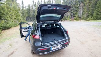 Mercedes-Benz EQC. Foto: Marius Valle