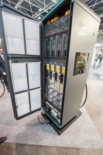 Fortum har kjøpt inn 100 lynladere fra Hypercharger/Alpitronic, som alle skal leveres i 2019. Foto: Marius Valle