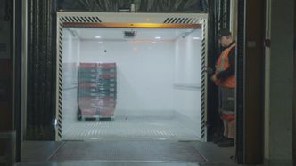 T-pod har ingen førerhytte, og kan laste inntil 15 europaller. Foto:  Einride.tech