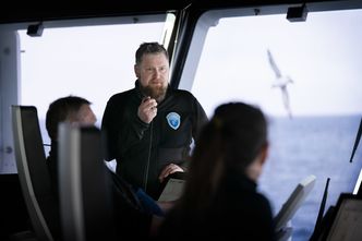 Espen Olsen fra Sysselmannen leder øvelsen fra Polarsyssel. Foto: Eirik Helland Urke