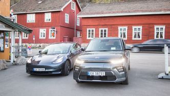 Tesla Model 3 og Kia e-Soul. Foto:  Marius Valle