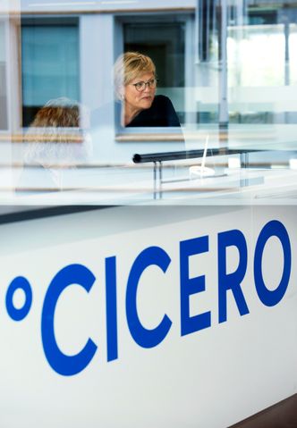 Ønsker møteplasser: Cicero-direktøren skulle ønske forskningsmiljøene, næringslivet og politikerne kunne skapt seg flere møteplasser, for å diskutere ulike problemstillinger og få kunnskap ut til de som skal ta beslutninger raskere. – Budsjett vedtas hvert år, men forskning av høy kvalitet tar lang tid. Vi har ikke lang tid på oss i klimaspørsmålet. Foto: Sverre Chr. Jarild