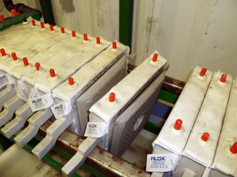 Metallproduktet har et sinkinnhold på 40–45 prosent, men det kan senere utvinnes slik at metallet kan gjenbrukes til takrenner og andre sinkprodukter. Foto:  Stena Recycling