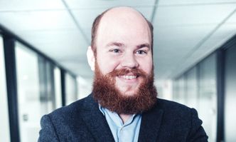 Elbilforeningens Erik Lorentzen mener Nafs testing av elbiler har store svakheter.  Foto:  Norsk Elbilforening