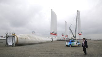 Havnesjef Per Julius Danielsen ved Esbjerg havn, som nå sysselsetter 10.000 personer og er 4,5 ganger større i areal enn for få år siden. Foto: Erik Martiniussen
