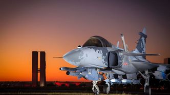 Fullskalareplika (FSR) av det som i Brasil kalles F-39 Gripen på utstilling i São Paulo i juni.