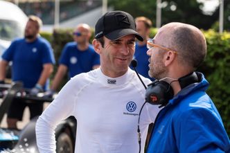 Romain Dumas kunne notere seg for nok en rekord bak rattet på ID.R. Foto:  Volkswagen AG