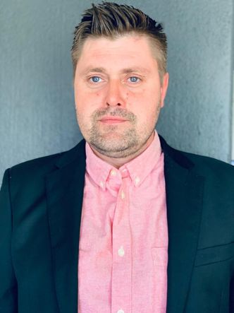 Magne Gjønnes er rognkjeksansvarlig på et av Lerøys oppdrettsanlegg. Foto: Privat