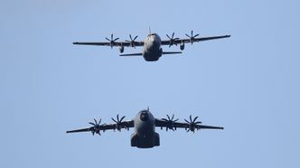 Lockheed Martin C-130J Hercules (øverst) og Airbus A400M Atlas under øvelsen Trident Juncture i fjor høst. Foto:  Torbjørn Kjosvold / Forsvaret