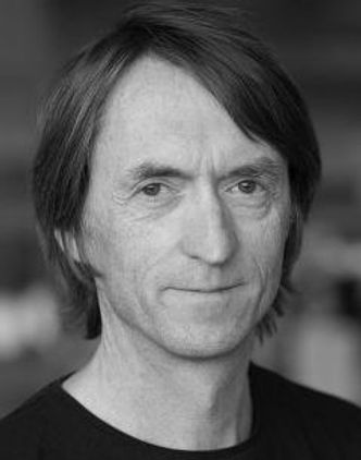 Dag Roar Hjelme er professor ved Institutt for elektroniske systemer på NTNU. Foto: NTNU