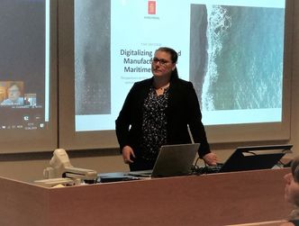 I juni 2019 disputerte Oda Ellingsen ved NTNU Ålesund. Foto:  Linda Håhjem