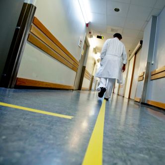Ingen yrkesgrupper i Norge har høyere sykefravær enn helsepersonell. Illustrasjonsfoto:  Stian Lysberg Solum / NTB scanpix