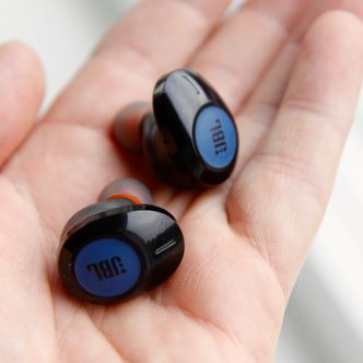 JBL Tune 120TWS. Foto: Kurt Lekanger