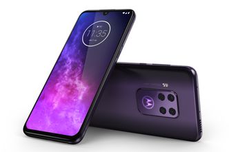 Motorola One Zoom: For litt over fire tusenlapper får man en mobil med særdeles gode spesifikasjoner. Men ikke det siste i mobilprosessor. Foto: Motorola