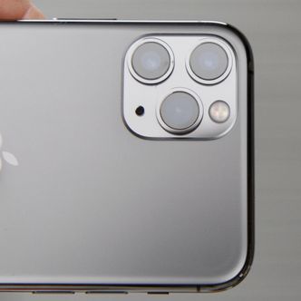 iPhone 11 Pro har tre kameraer – 0,5x, 1x og 2x (ultravidvinkel, vidvinkel og tele). Foto: Kurt Lekanger