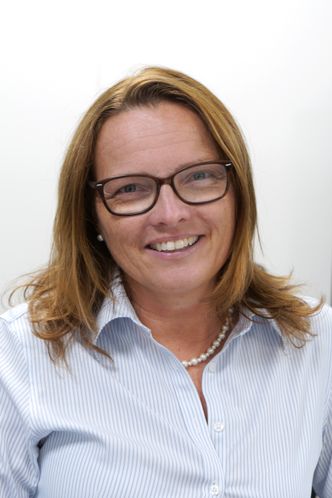 E39-sjef: Avdelingsdirektør Kjersti Dunham vil vurdere om det er noen korte strekninger på nye E39 som kan tas i bruk med ny teknologi der solkraft brukes til oppvarming av veidekket.