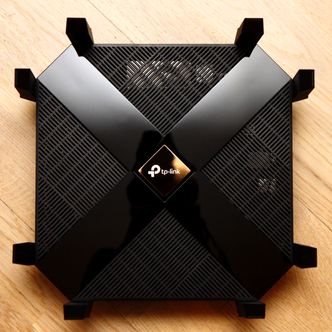 TP-Link Archer AX6000. Foto: Kurt Lekanger